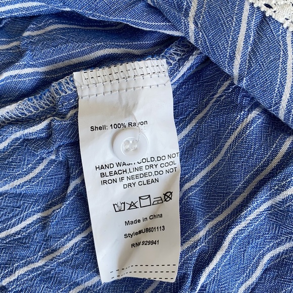 NWOT - Blue stripped Tunic - Picture 6 of 7